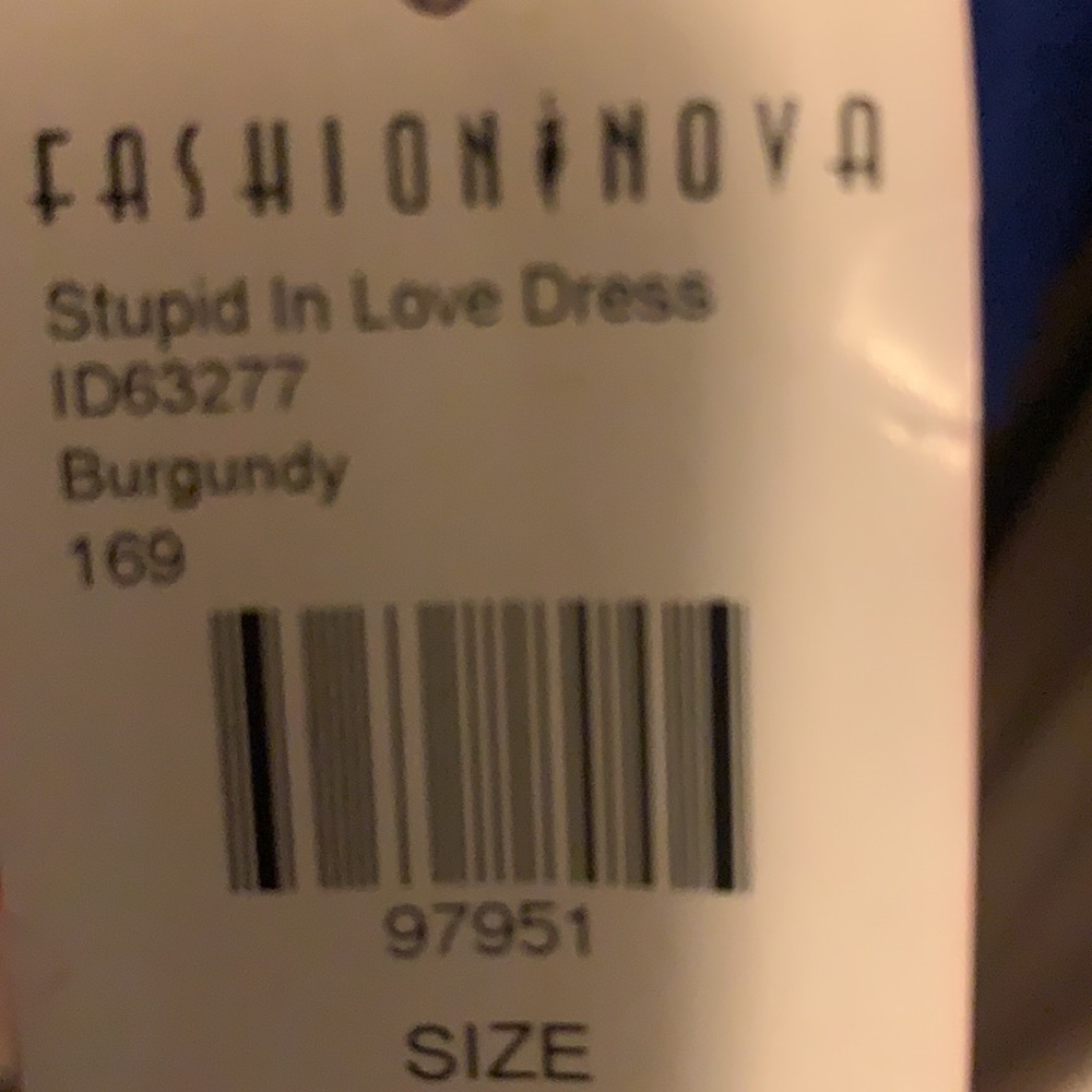 Dress - Picture 4 of 4